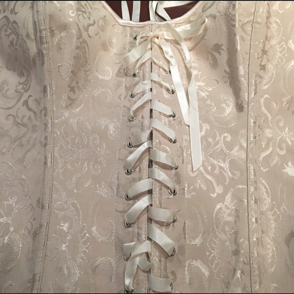 🌹H.P🌹Corset Top Laces Zip Side Cream Ivory 2X